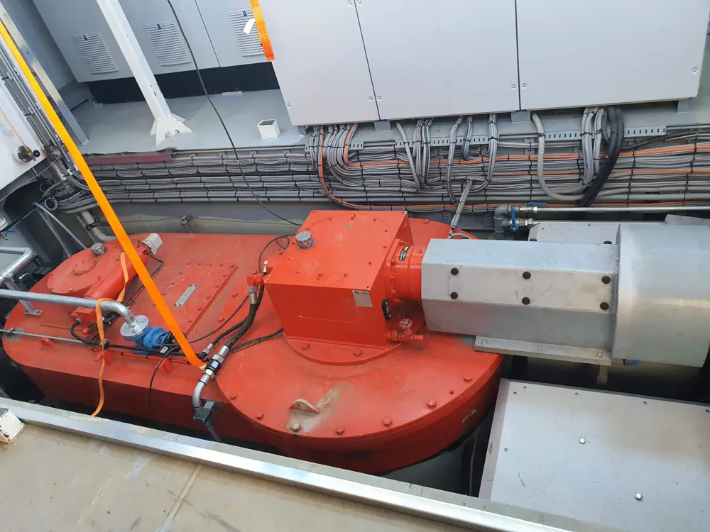 Vloer rond boegschroefmotor
